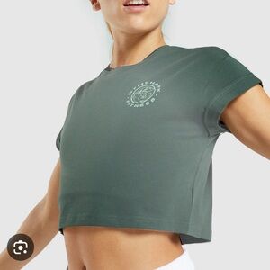 Green Gymshark Legacy Cropped Tee